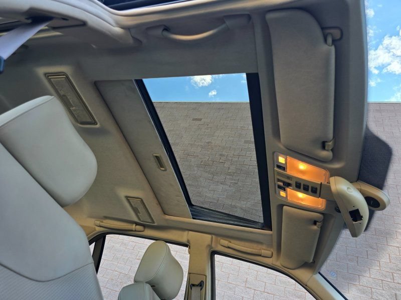 Used 1996 Mercedes-Benz S 500 Sedan image 11