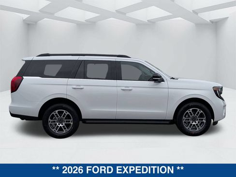 New 2026 Ford Expedition Active RWD image 5