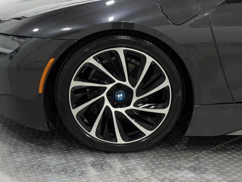 Used 2015 BMW i8 AWD/4WD image 32