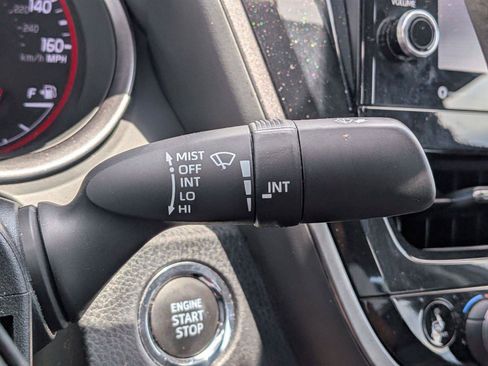 Used 2022 Toyota Camry XSE FWD image 22