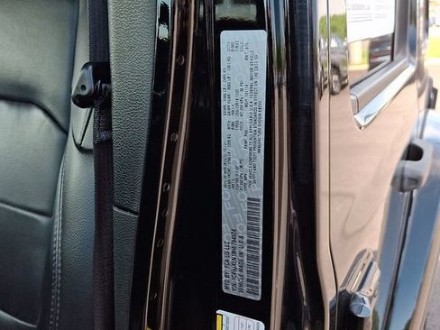 Used 2021 Jeep Wrangler Unlimited Sahara AWD/4WD image 27