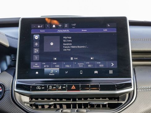 New 2026 Jeep Compass Latitude image 15