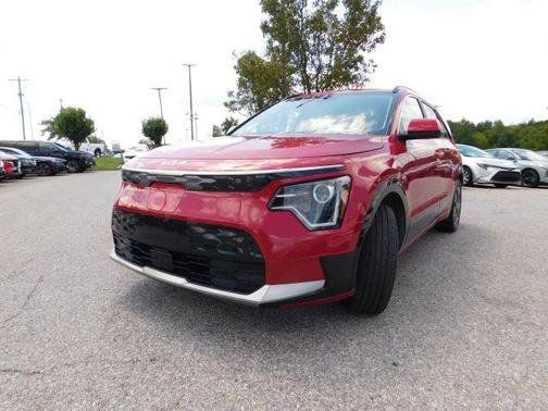 Used 2023 Kia Niro Wind FWD image 3