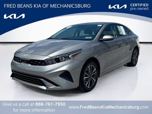 Certified 2024 Kia Forte LXS FWD image 3