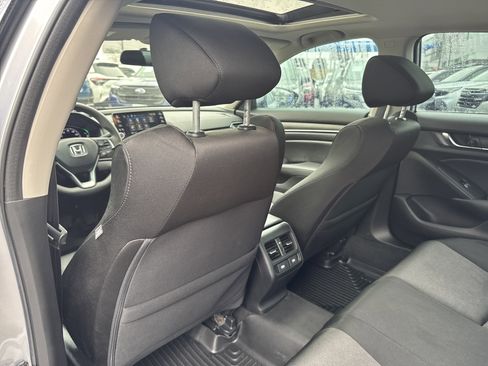 Used 2021 Honda Accord EX image 27