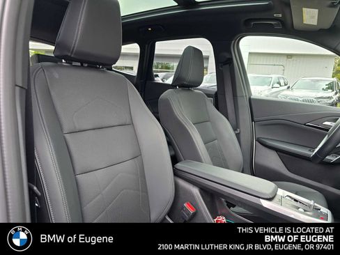 Used 2025 BMW X1 xDrive28i w/ Premium Package AWD/4WD image 11