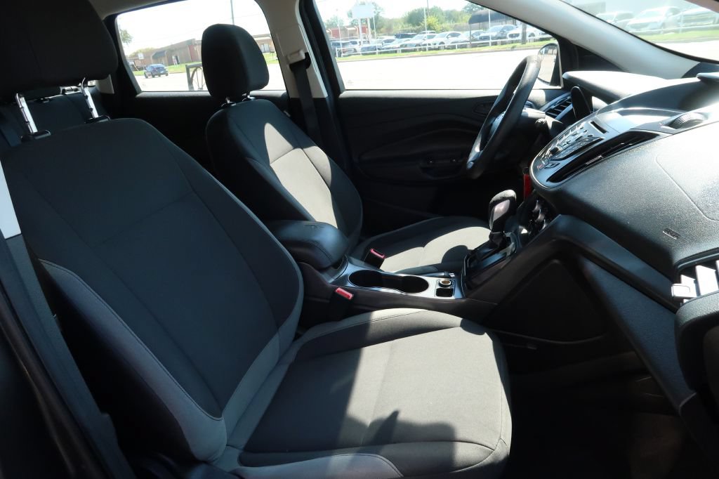 Used 2016 Ford Escape S FWD image 7