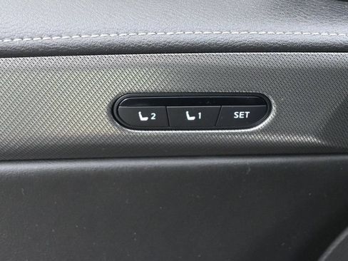 Used 2023 INFINITI QX60 Luxe w/ Cargo Package FWD image 5