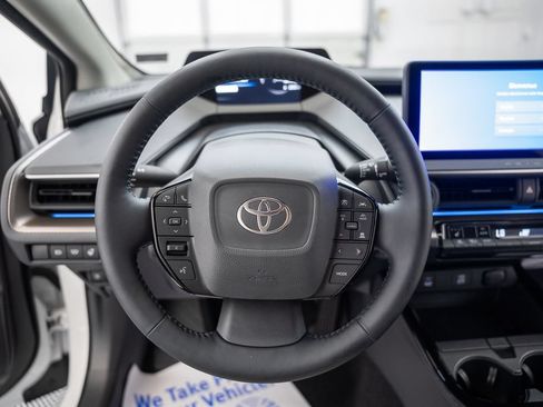 Certified 2024 Toyota Prius XLE FWD image 33