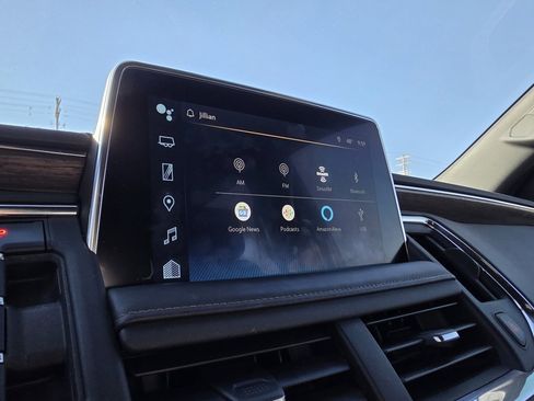 Used 2022 Chevrolet Tahoe High Country image 17