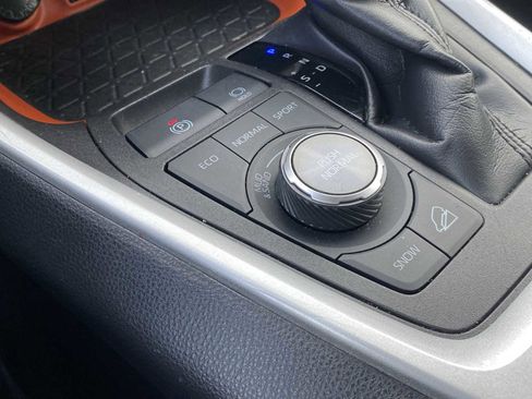 Used 2024 Toyota RAV4 Adventure image 26