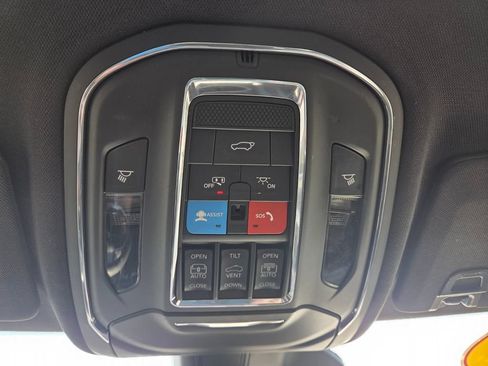 Used 2024 Jeep Grand Cherokee Limited 4xe AWD/4WD image 19