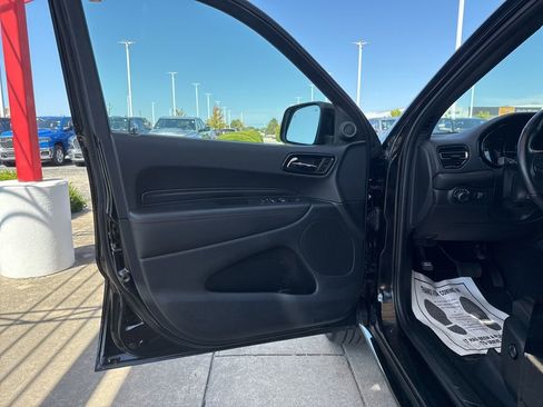 Used 2024 Dodge Durango GT image 10