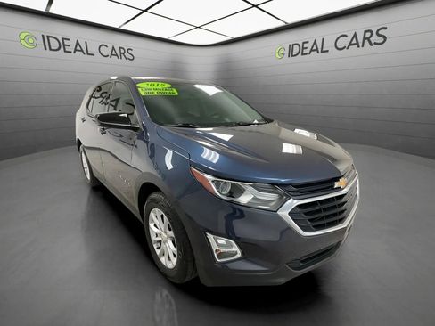 Used 2018 Chevrolet Equinox LS FWD image 3