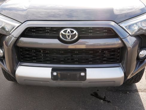Used 2016 Toyota 4Runner 4WD image 8