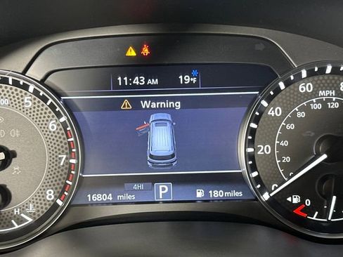 Used 2024 Nissan Armada SV w/ Cargo Package image 18