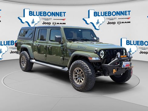 Used 2023 Jeep Gladiator Sport AWD/4WD image 3