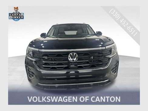 Certified 2024 Volkswagen Atlas SEL Premium R-Line image 1