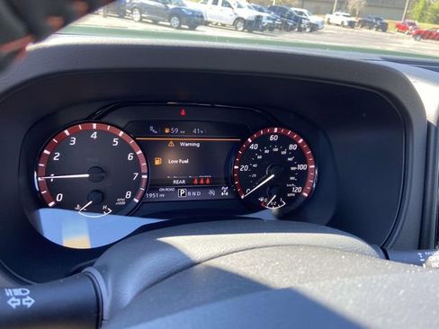 Used 2026 Nissan Frontier PRO-4X w/ Pro-4x Convenience Package image 17