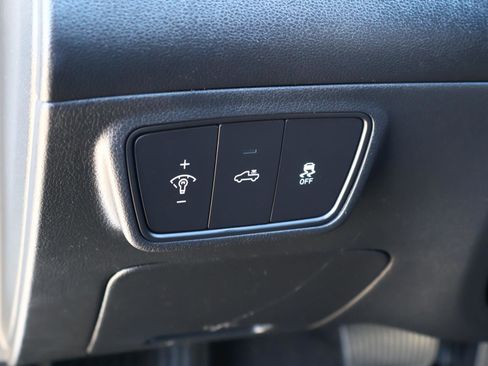 Used 2022 Hyundai Santa Cruz SEL Premium image 24