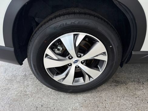 Used 2025 Subaru Ascent Premium AWD/4WD image 27