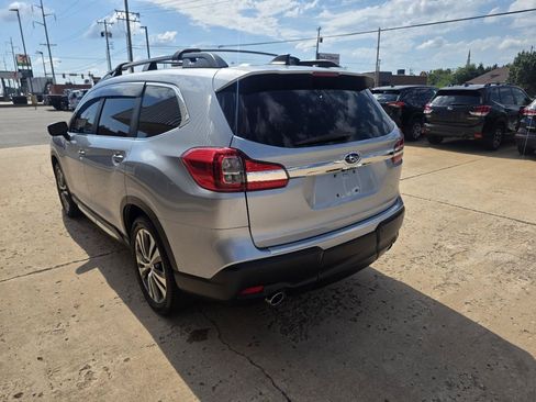 Used 2022 Subaru Ascent Limited w/ Technology Package AWD/4WD image 6