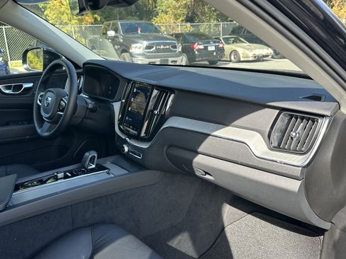 Certified 2025 Volvo XC60 B5 Plus image 68