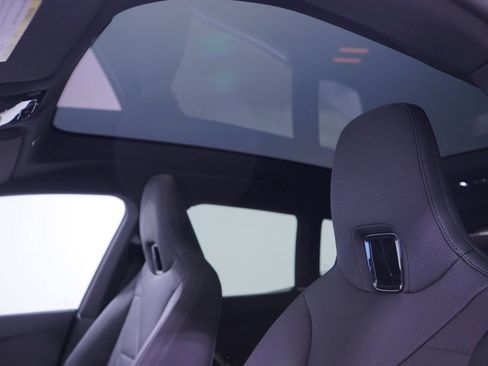 Used 2024 BMW iX xDrive50 w/ Sport Package image 8