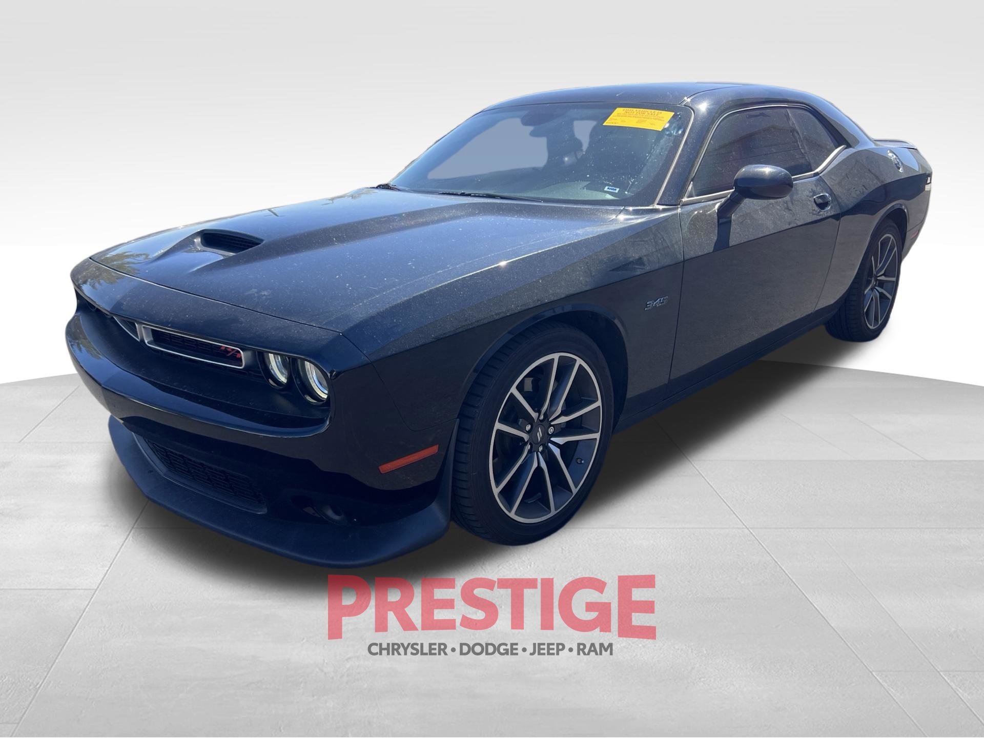 Used 2023 Dodge Challenger R/T RWD image 10