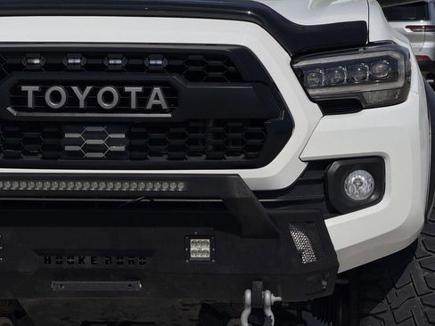 Used 2023 Toyota Tacoma SR5 w/ SX Package AWD/4WD image 8
