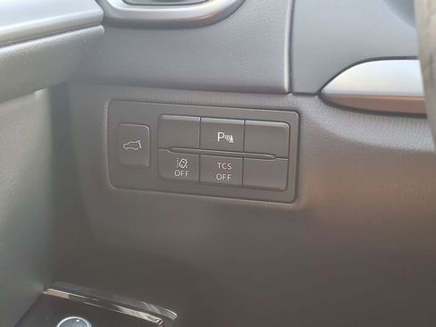 Used 2018 MAZDA CX-9 Touring w/ Touring Premium Package image 32