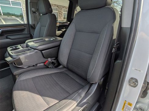 Used 2024 Chevrolet Silverado 2500 LT AWD/4WD image 19