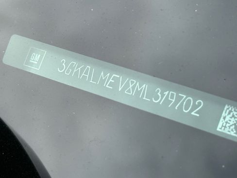 Used 2021 GMC Terrain SLE w/ Driver Convenience Package image 29