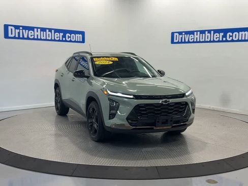 Used 2024 Chevrolet Trax ACTIV w/ Sunroof Package FWD image 5