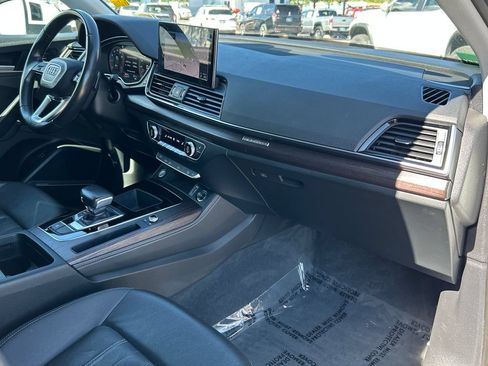 Used 2021 Audi Q5 2.0T Premium Plus w/ Premium Plus Package AWD/4WD image 8