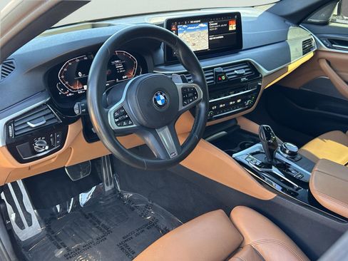 Used 2022 BMW 530i w/ Executive Package RWD image 20