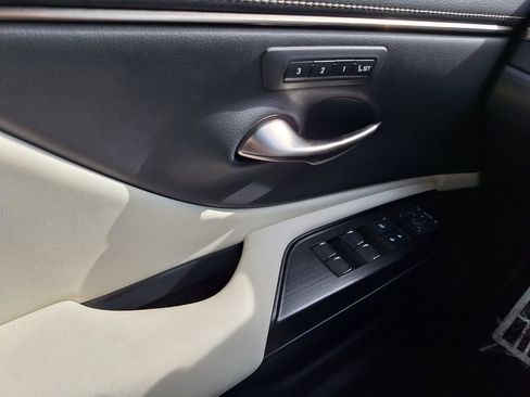 Used 2021 Lexus ES 350 F Sport w/ Special Edition image 19