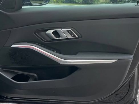 Used 2021 BMW 330i Sedan w/ Premium Package RWD image 19