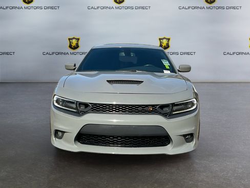 Used 2019 Dodge Charger Scat Pack w/ Dynamics Package image 2