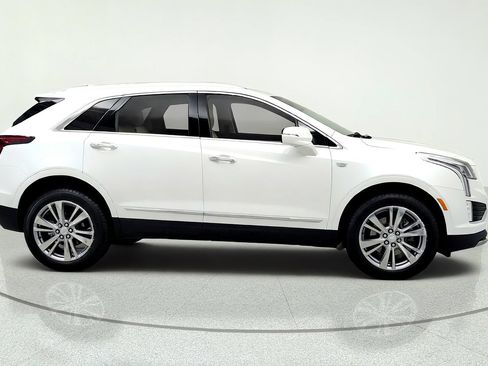 Certified 2024 Cadillac XT5 Premium Luxury w/ LPO, Floor Liner Package FWD image 6