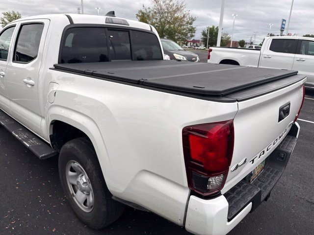 Used 2022 Toyota Tacoma SR AWD/4WD image 6