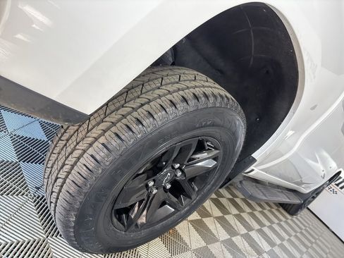Used 2024 Chevrolet Silverado 1500 LT Trail Boss w/ Protection Package image 33