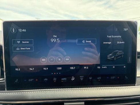 Used 2024 Lincoln Corsair AWD image 34