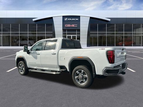 Certified 2025 GMC Sierra 2500 SLT w/ SLT Premium Package image 3