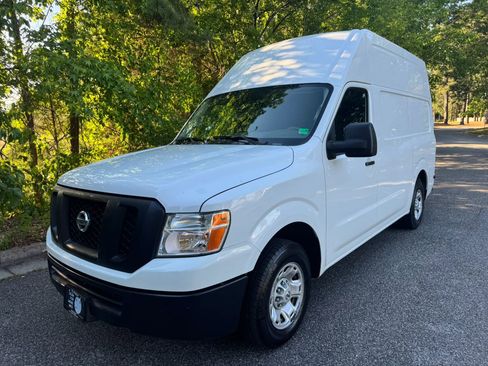 Used 2020 Nissan NV 2500 SV RWD image 4