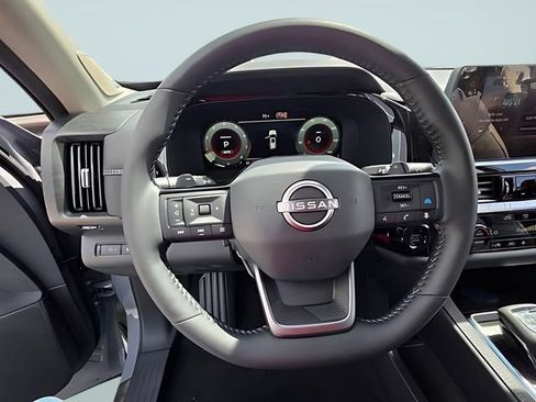 New 2026 Nissan Pathfinder Platinum w/ Lighting Package AWD/4WD image 14