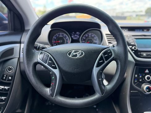 Used 2016 Hyundai Elantra SE w/ Option Group 02 FWD image 24