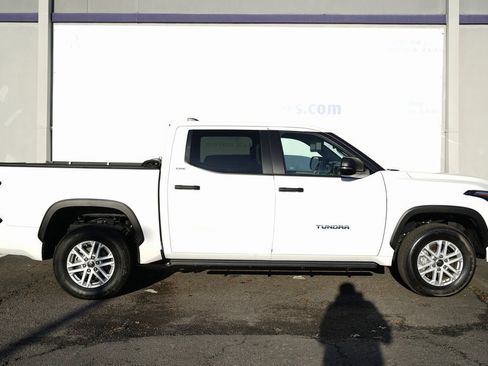 Used 2024 Toyota Tundra SR5 image 7