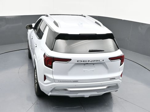 Used 2026 GMC Terrain Denali image 36