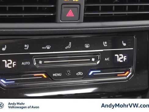 Used 2026 Volkswagen Jetta SEL FWD image 28